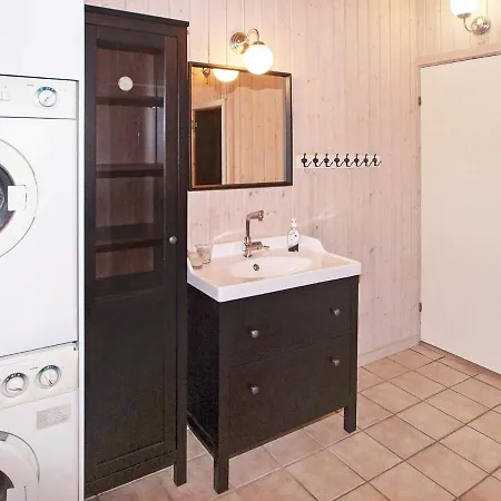 Two-bedroom Holiday In 3 Сasa de vacaciones Hemmet