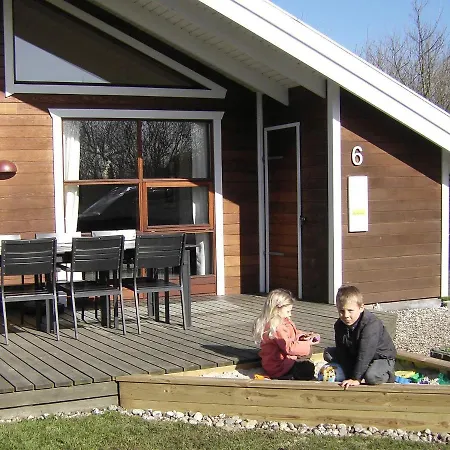 Two-bedroom Holiday In 3 Hemmet